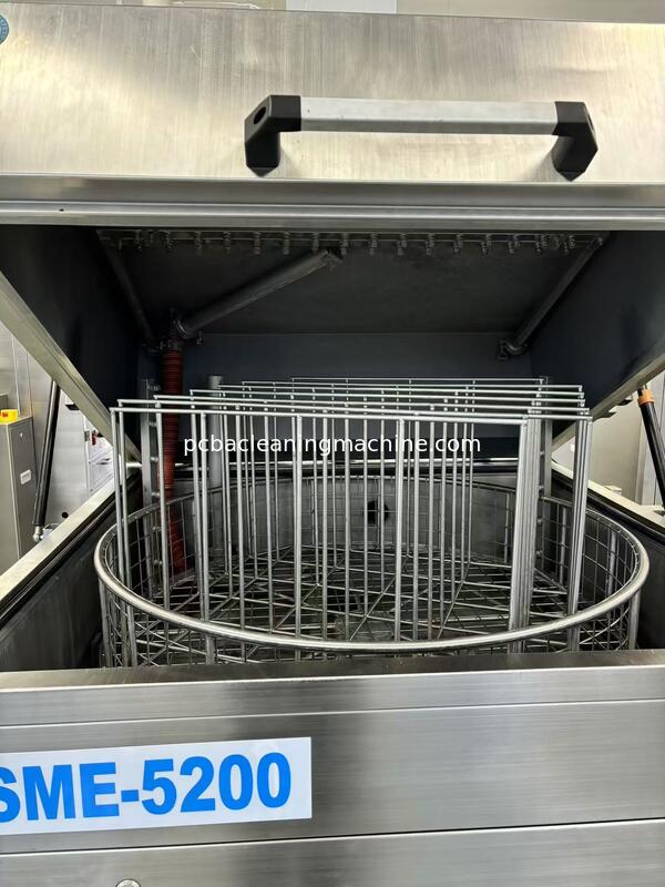 Pallet Clean Pallet Cleaning Machine Featuring PLC Control With Touchscreen Interface And Acid Base Chemical Cleaning Agent For Maintenance