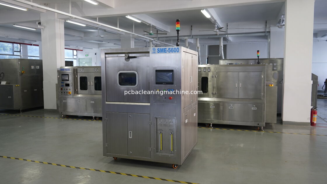 Zakres ciśnienia gazu 0,4-0,6Mpa Maszyna do czyszczenia PCB Proces czyszczenia zapewnia wyniki czyszczenia linii montażowych elektronicznych