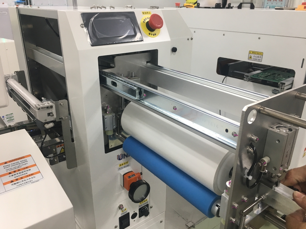 Maszyna do czyszczenia płytek PCB z klejem ESD o szerokości 300 mm Smt Biały kolor